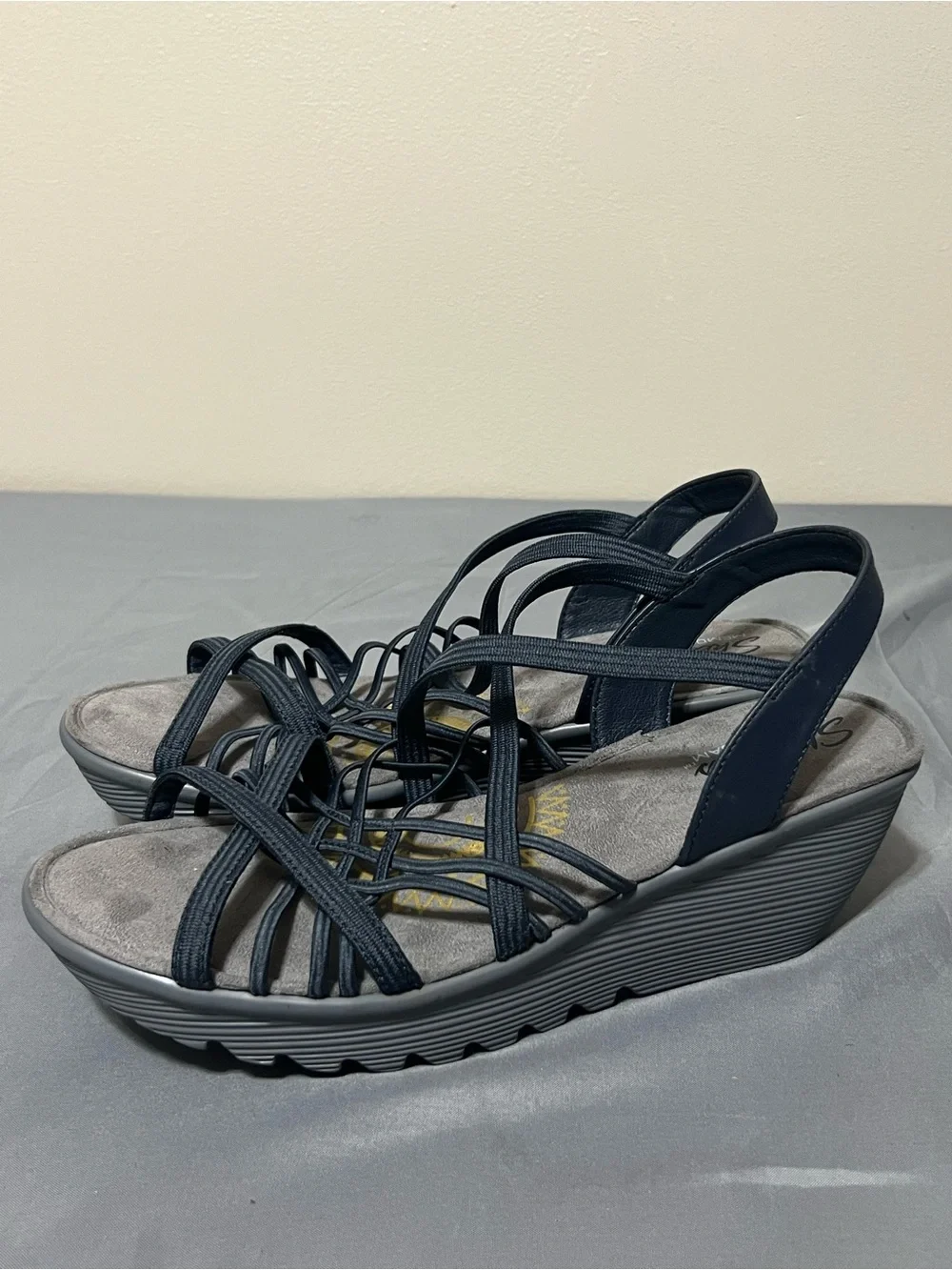 Skechers Strappy Sandals Womens US Size 10 Blue Gray Wedge Memory Foam Open Toe